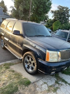 2004 Cadillac Escalade